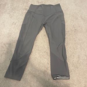 Lululemon crop leggings size 10